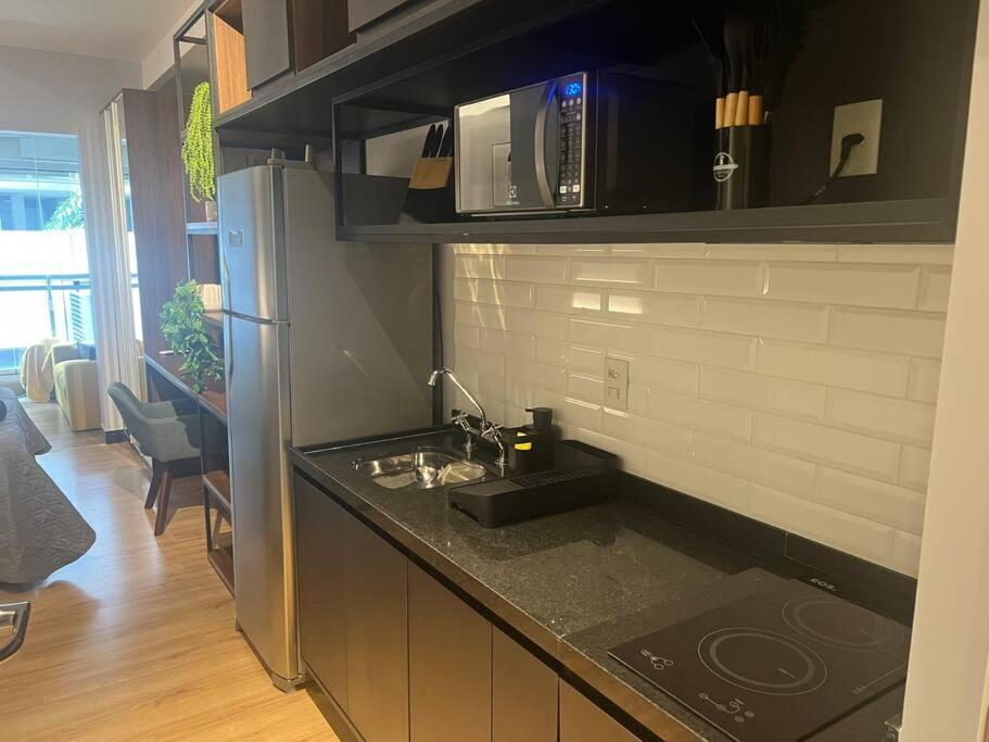 Super Metro Fradique Coutinho, Perto De Tudo! Apartamento